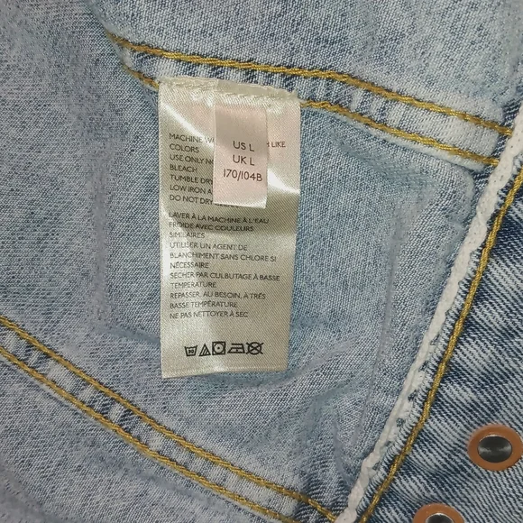 Pilcro Light Blue Denim Jean Jacket - Picture 3 of 5